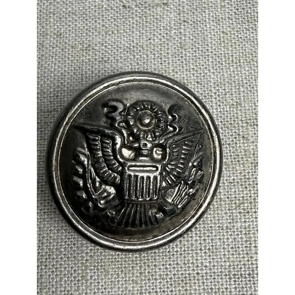 Lot of 12 WWI US Army Eagle Plastic Buttons‎ Scovill Mfg.